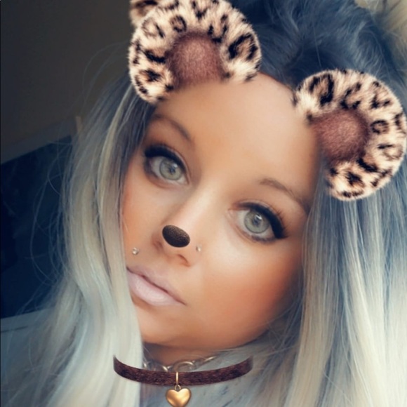 Meet your Posher, Ashlee - Picture 1 of 1